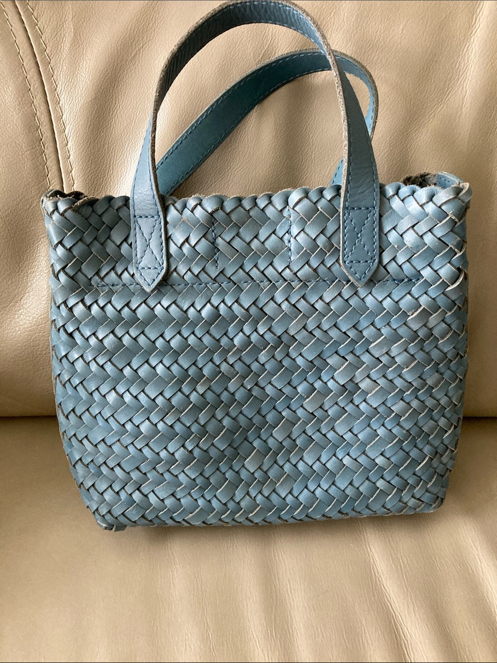 Madewell Woven Mini Tote - Light Blue
9.5”H x 10.5”W x 3”D